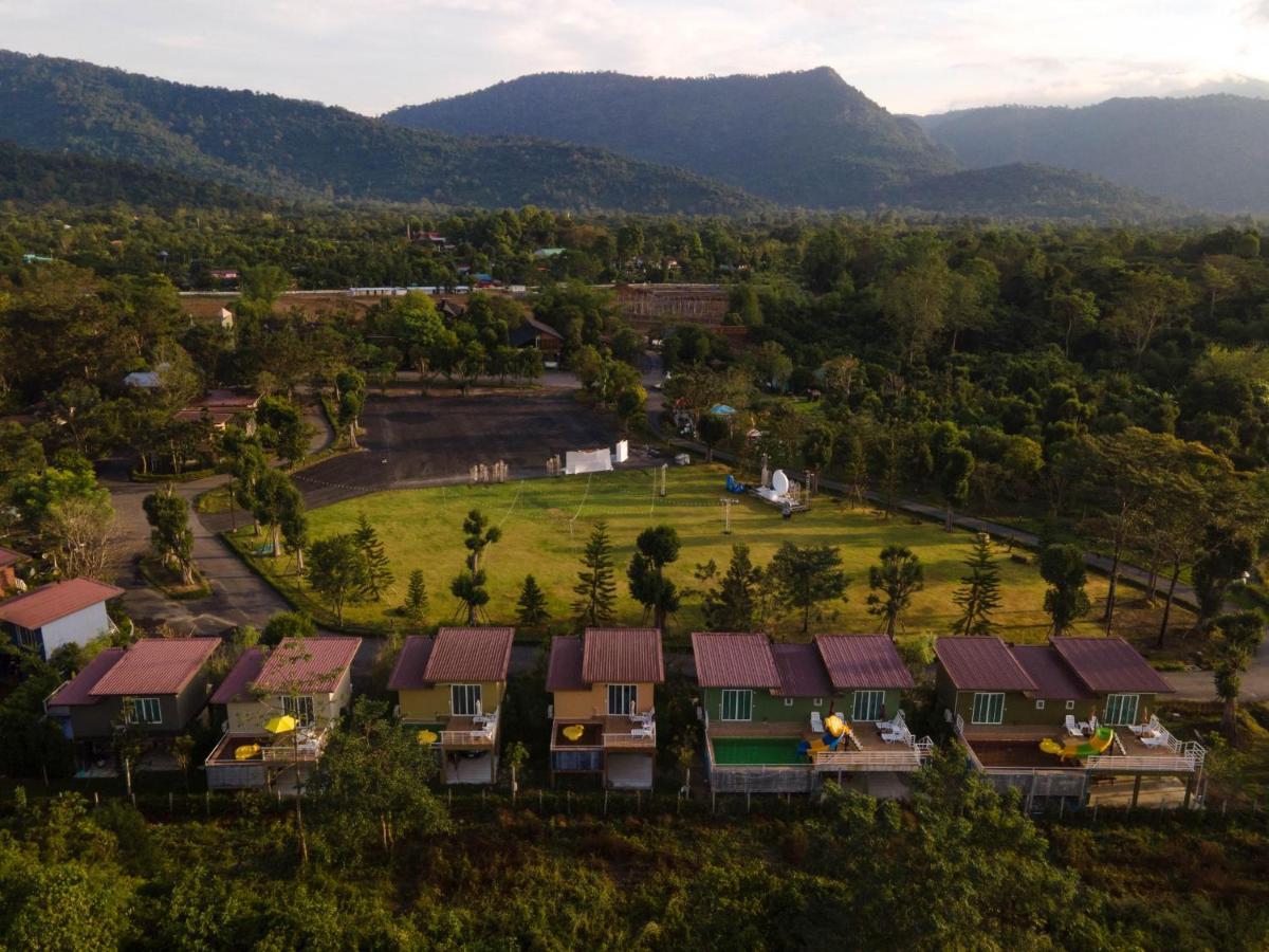 The Chamuang Forest ナコーンナーヨック エクステリア 写真